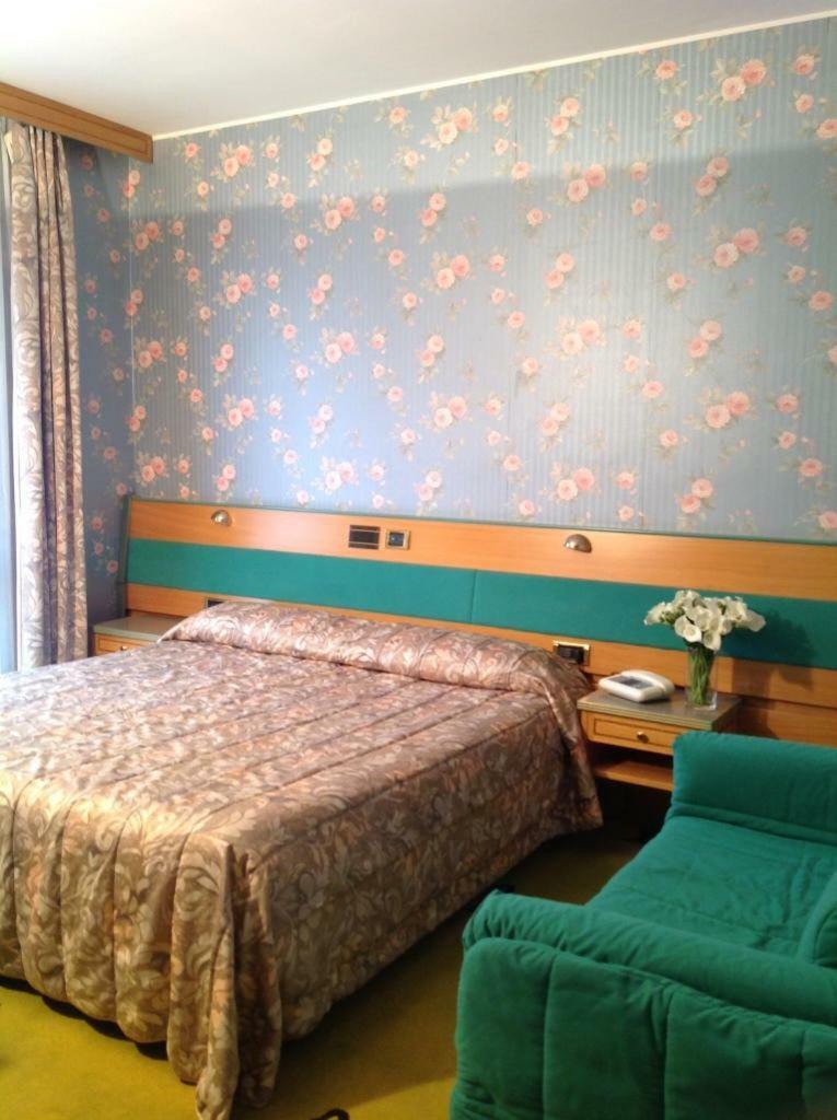 Hotel Ristorante Ґромо Екстер'єр фото